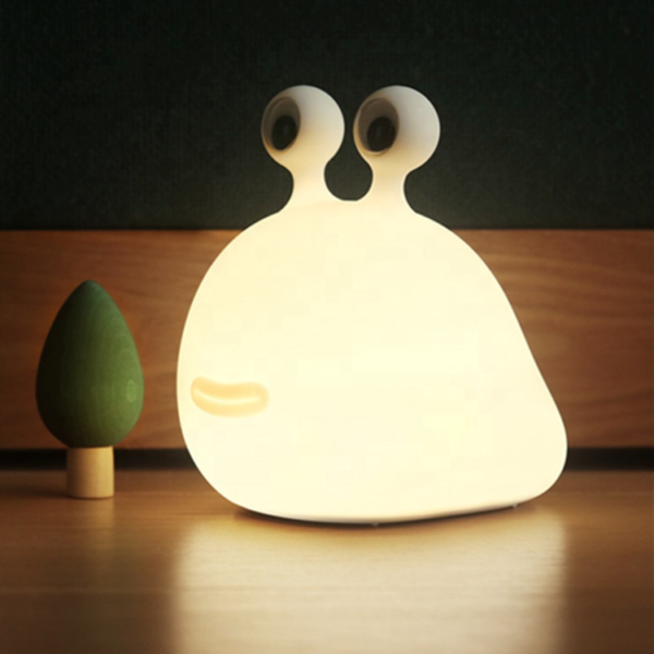 Custom Safe Soft Silicone Slug Night Light Cute Animal Baby Touch Sensor Nursery Night Light for Kids Bedroom Decoration