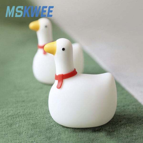 Custom Silicone Goose Nursery Lamp for Baby Toddler Rechargeable Animal Night Light for Boys Girls with Timer for Kids Bedroom - Image 3