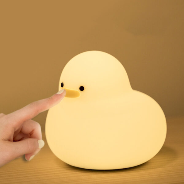 Kawaii Duck Silicone Lamp for Kids Baby Night Light Bedroom Decoration Duck Desklamp Desktop Ornament Pat Night Lights